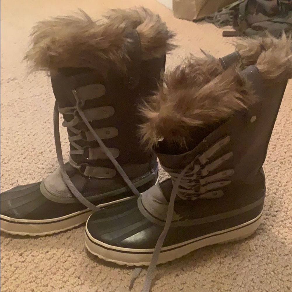 Maurice’s fashion winter boot